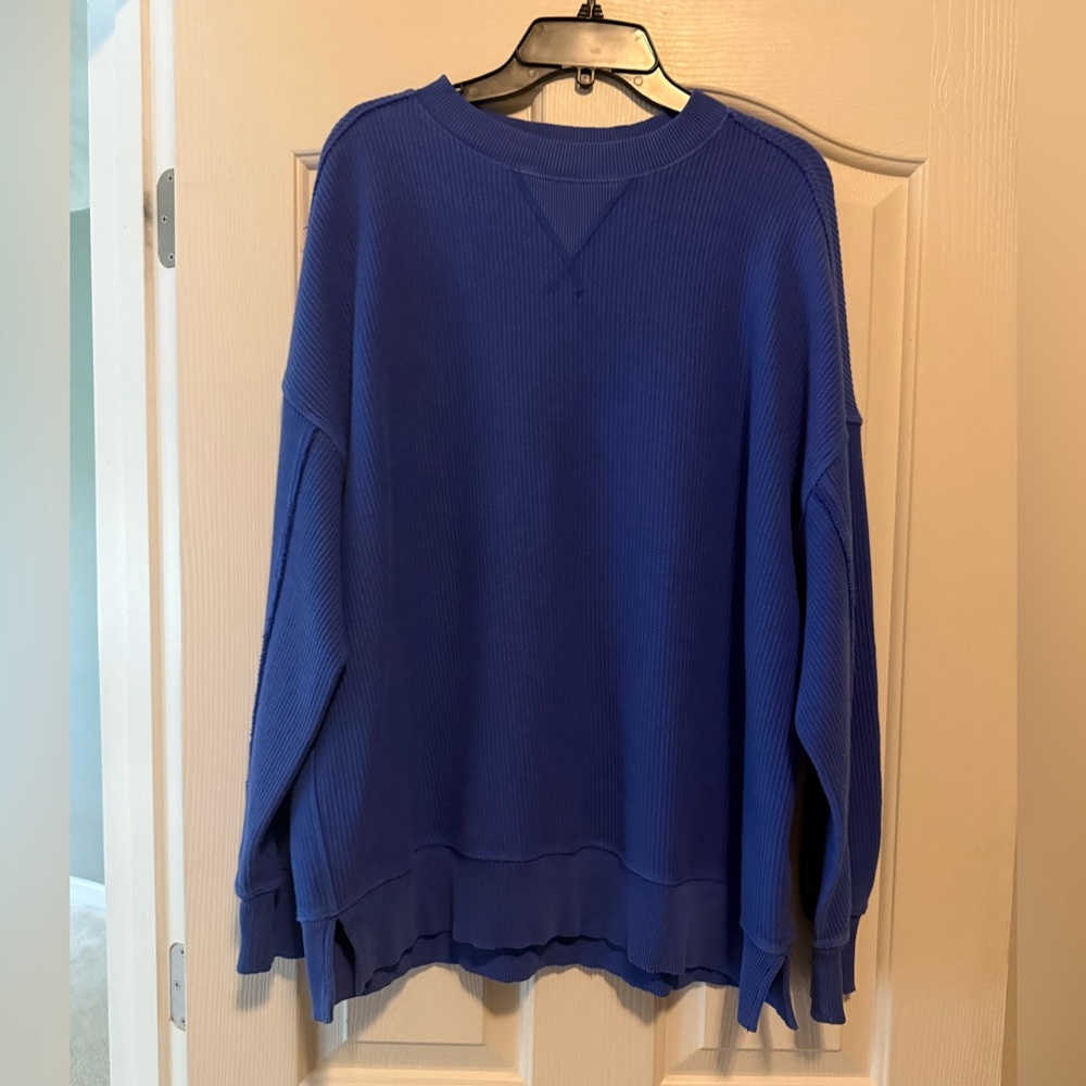 Aerie crewneck sweatshirt